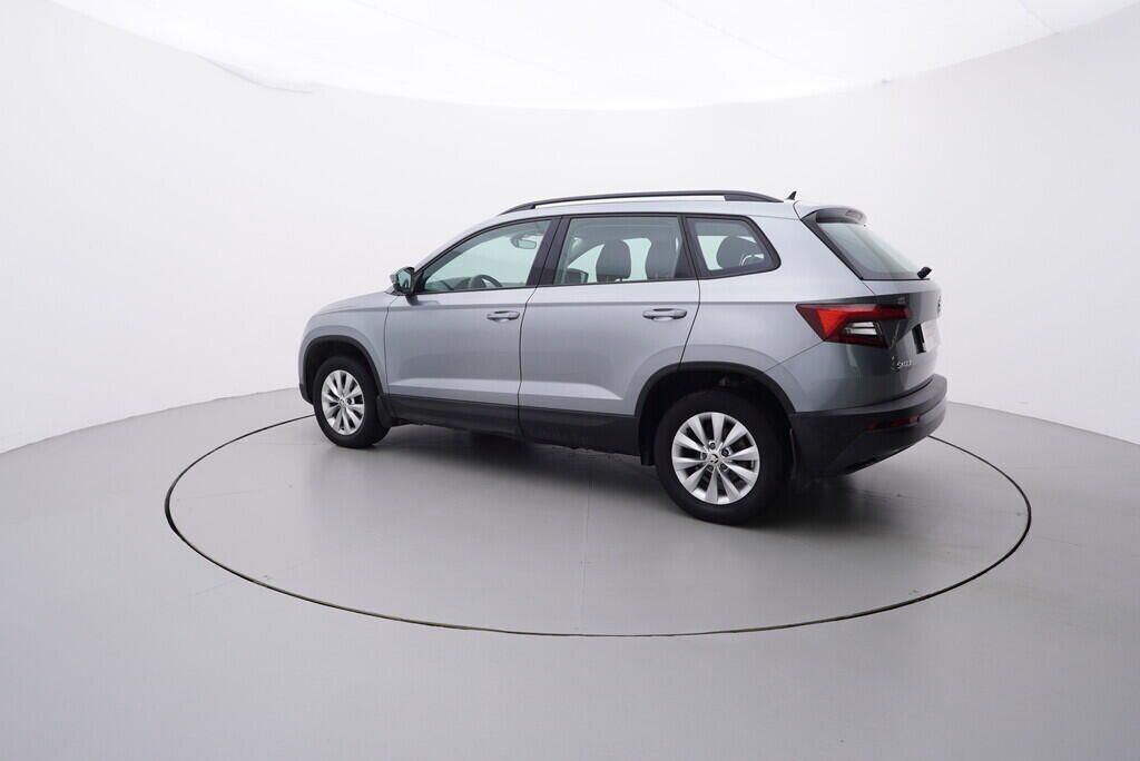 OV190V08321_12.webp_KAROQ Ambition 1.6 TDI 85 kW manuál, DPH