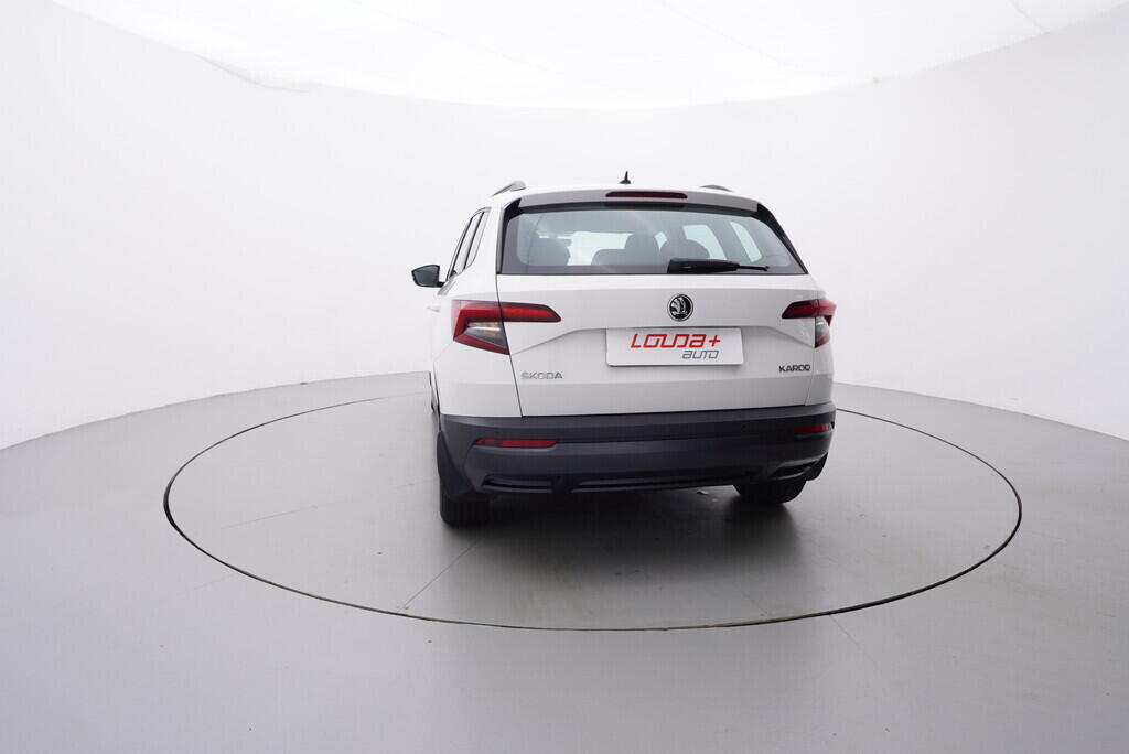 OV190V08322_13.webp_KAROQ Ambition 1.6 TDI 85 kW automat, DPH