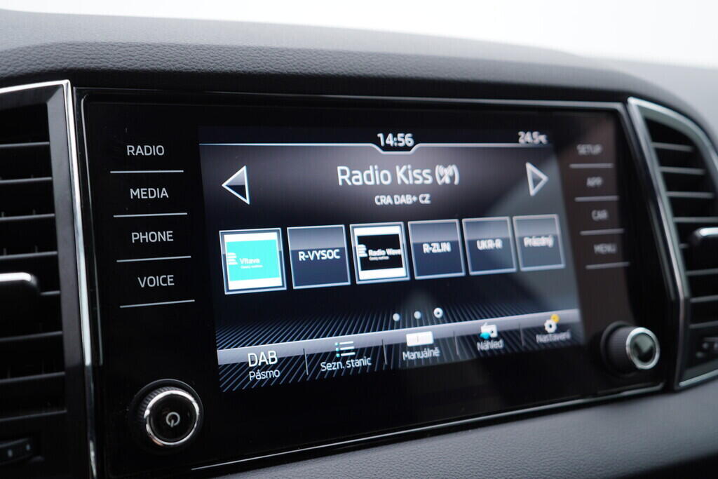 OV190V08322_27.webp_KAROQ Ambition 1.6 TDI 85 kW automat, DPH