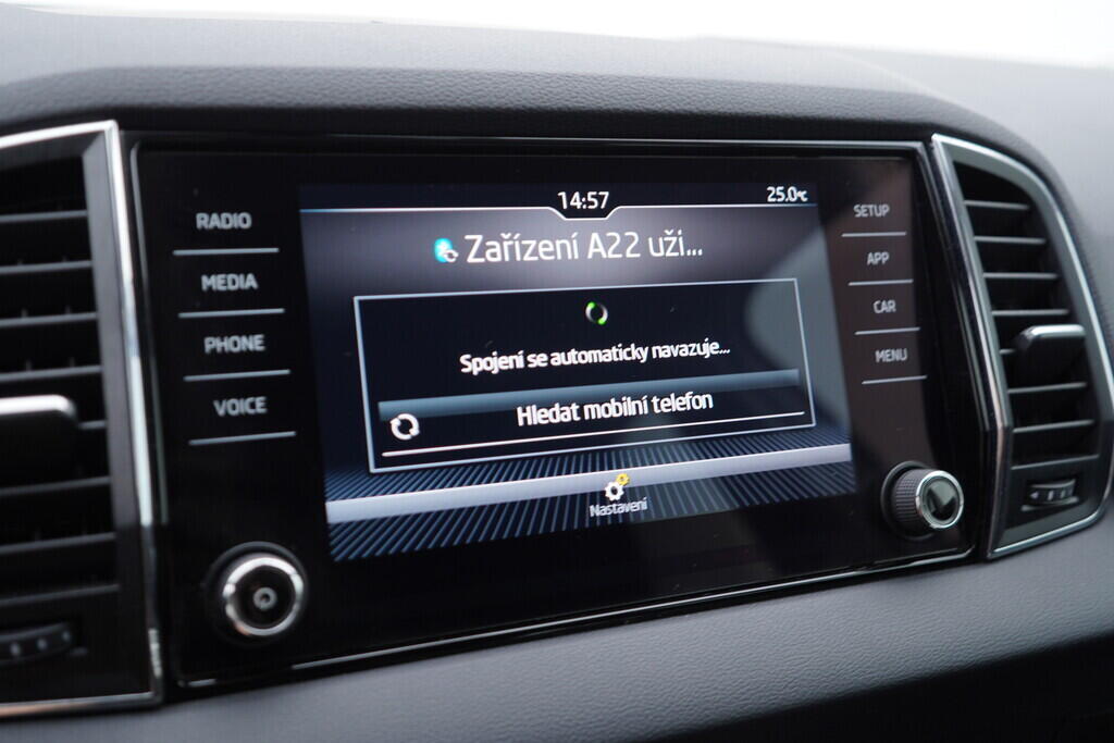 OV190V08322_29.webp_KAROQ Ambition 1.6 TDI 85 kW automat, DPH