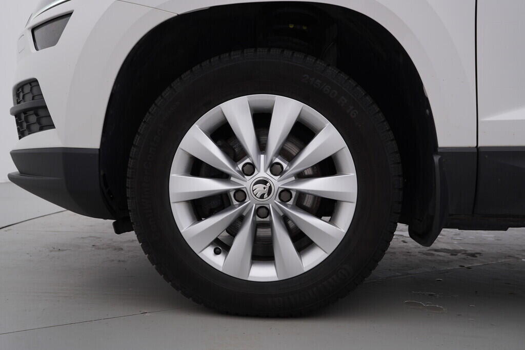 OV190V08322_40.webp_KAROQ Ambition 1.6 TDI 85 kW automat, DPH