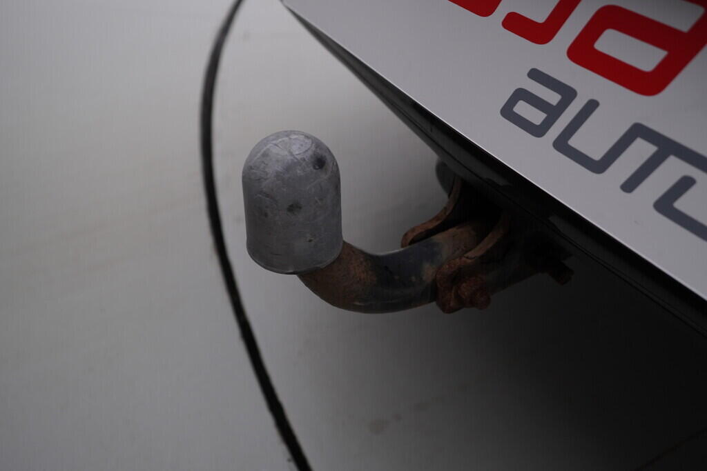 OV190V08329_40.webp_PASSAT  1.6 TDI 77 kW manuál