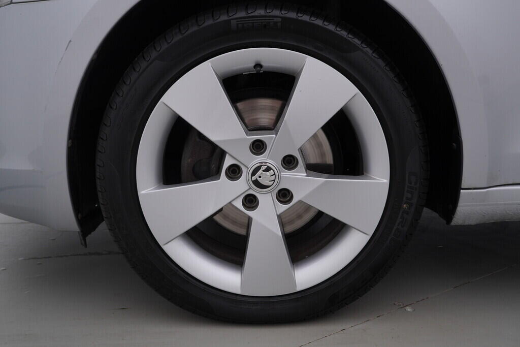 OV190V08331_41.webp_OCTAVIA Style 2.0 TDI 110 kW automat