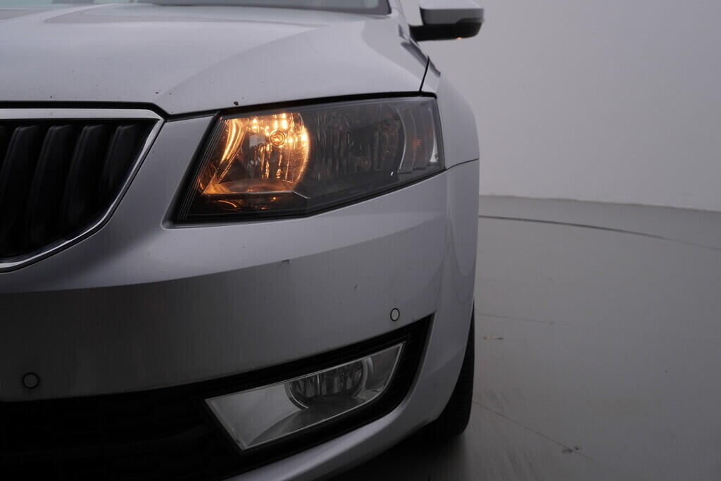 OV190V08331_42.webp_OCTAVIA Style 2.0 TDI 110 kW automat