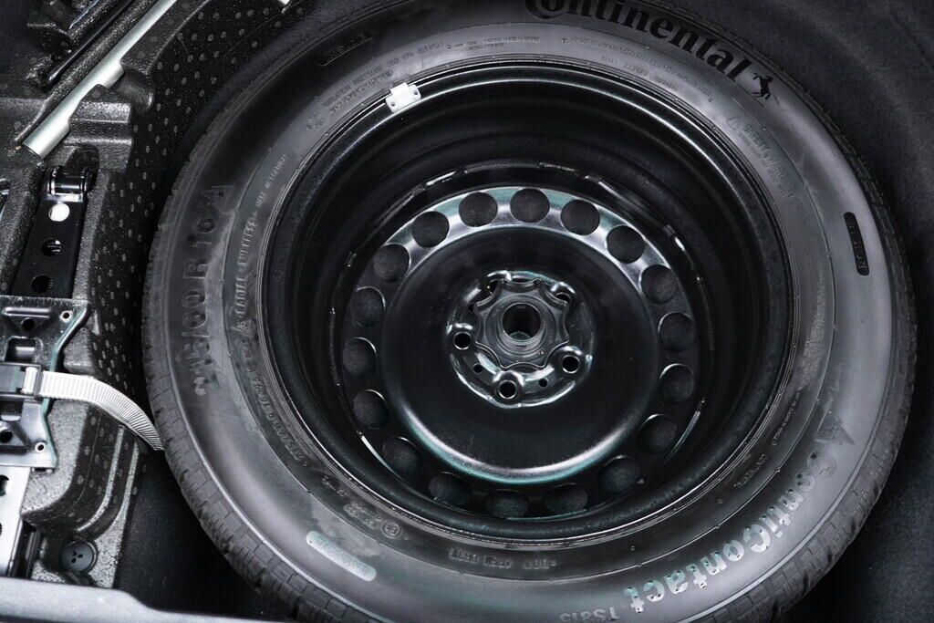 OV190V08333_43.webp_PASSAT VARIANT Comfortline 2.0 TDI 110 kW manuál