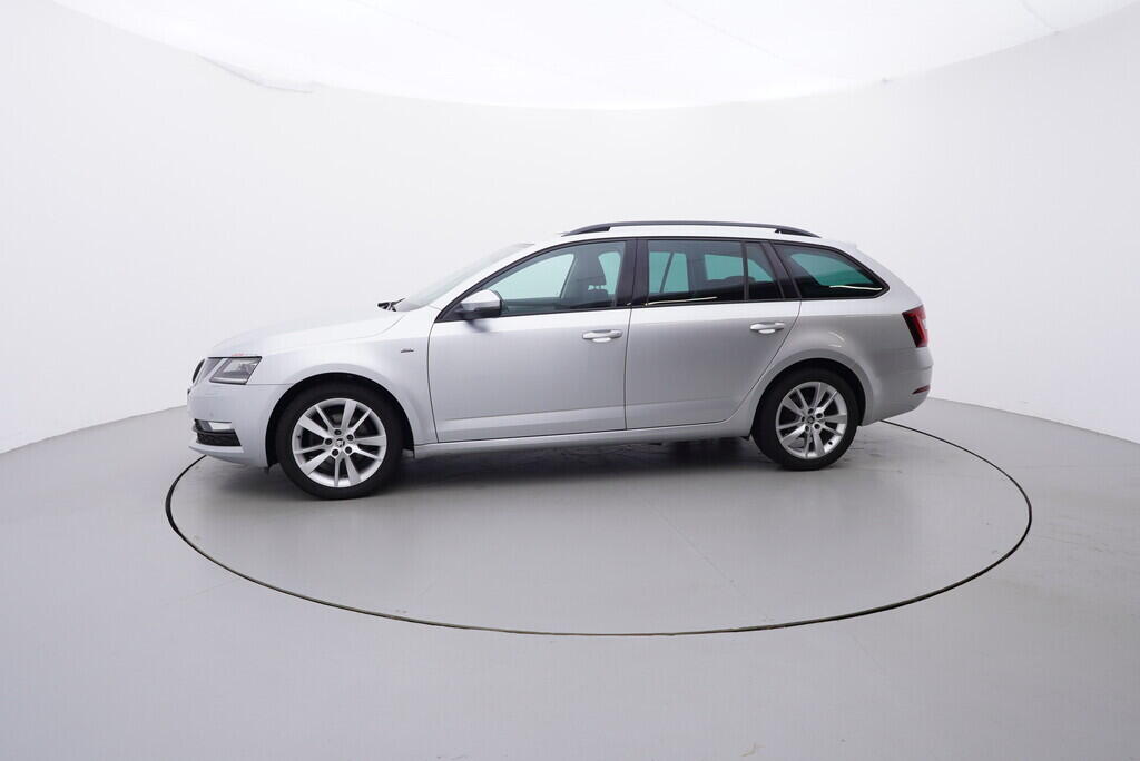 OV190V08337_11.webp_OCTAVIA Drive 2.0 TDI 110 kW automat