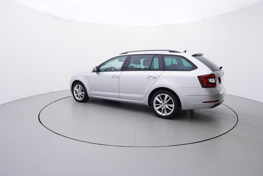 OV190V08337_12.webp_OCTAVIA Drive 2.0 TDI 110 kW automat