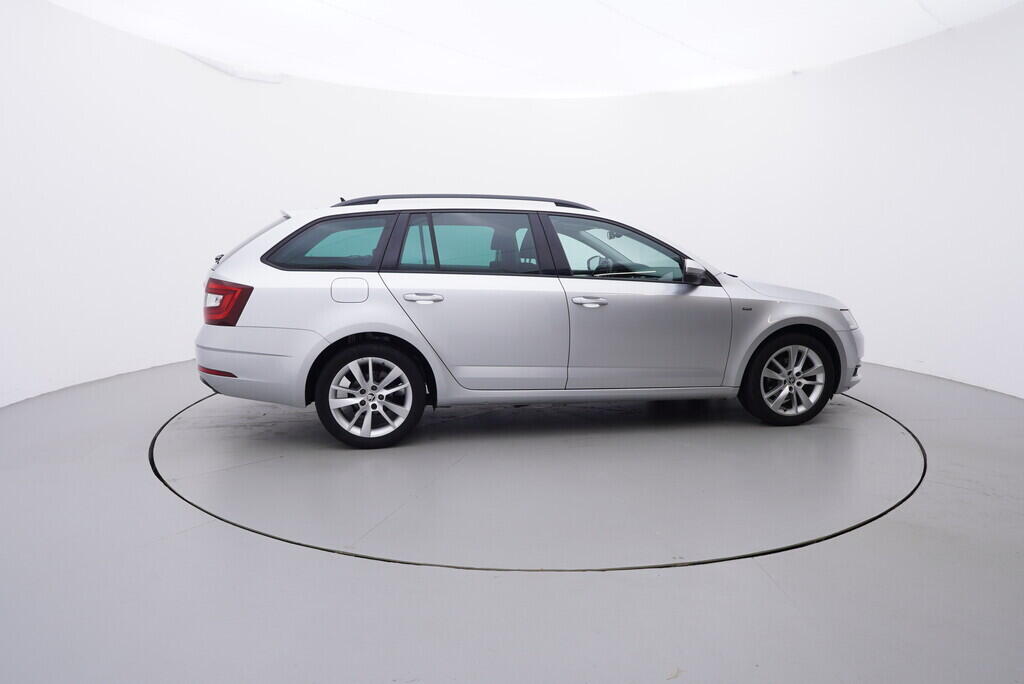OV190V08337_15.webp_OCTAVIA Drive 2.0 TDI 110 kW automat
