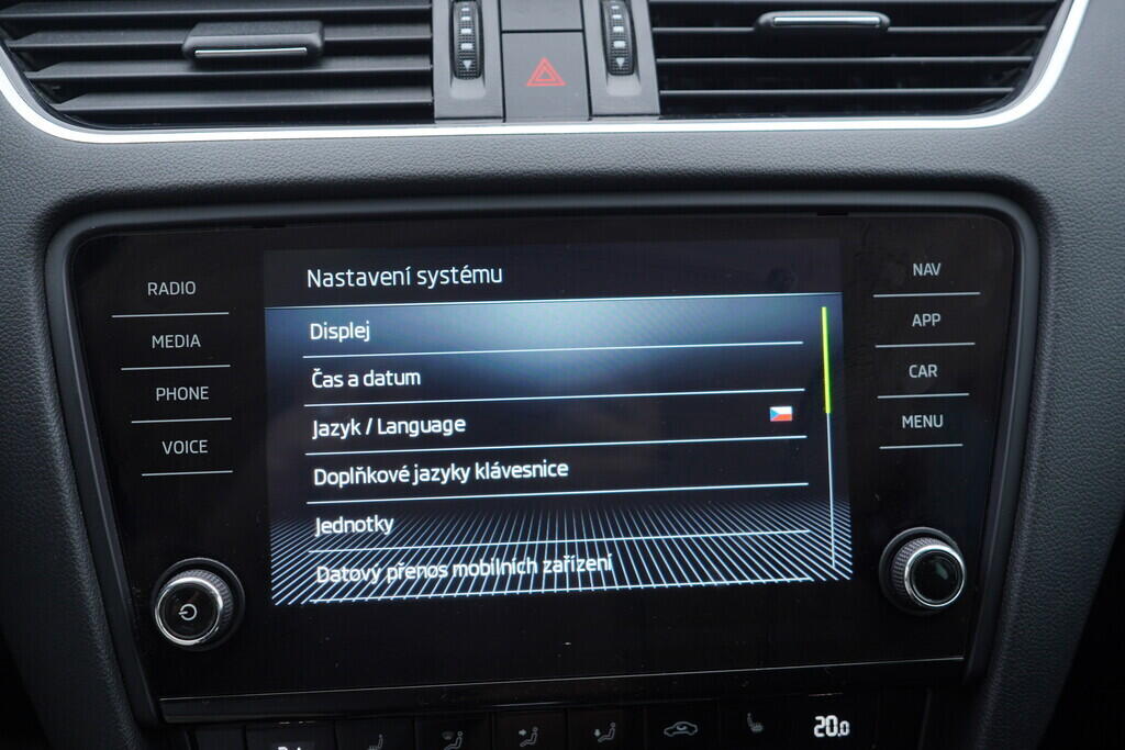 OV190V08337_37.webp_OCTAVIA Drive 2.0 TDI 110 kW automat