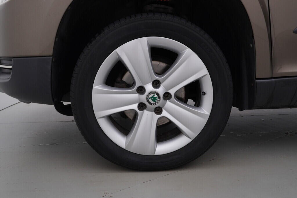 OV190V08347_38.webp_YETI Ambition 2.0 TDI 81 kW manuál