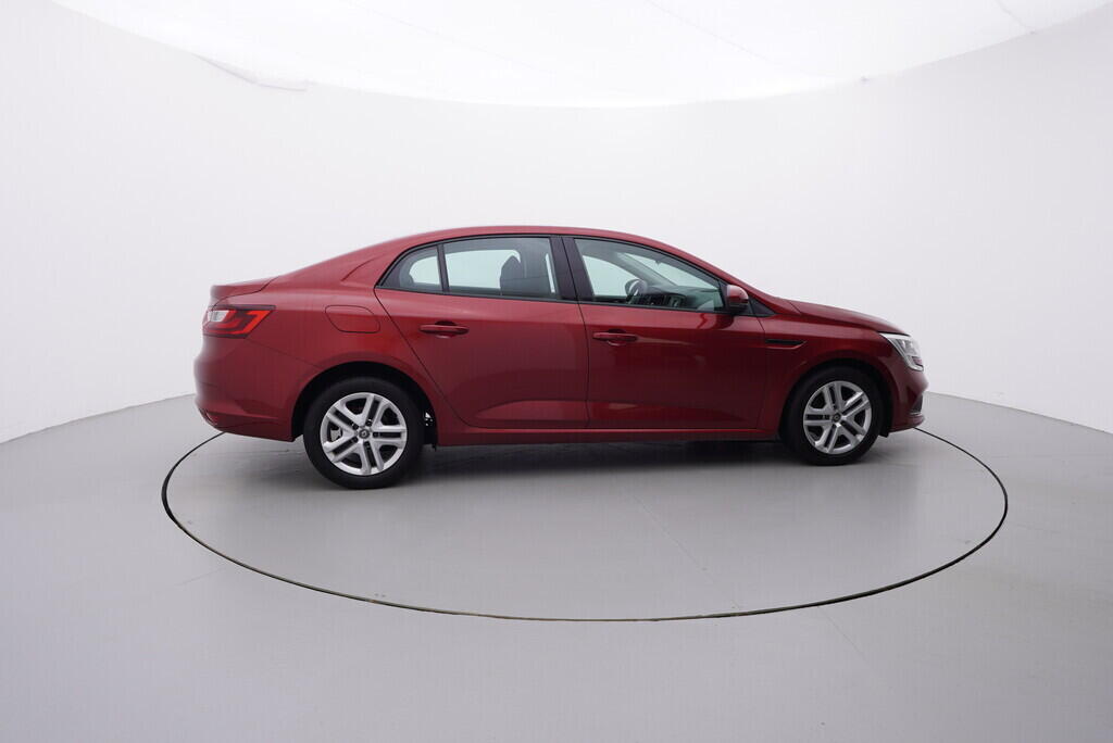 OV190V08348_15.webp_MÉGANE  1.3  85 kW manuál