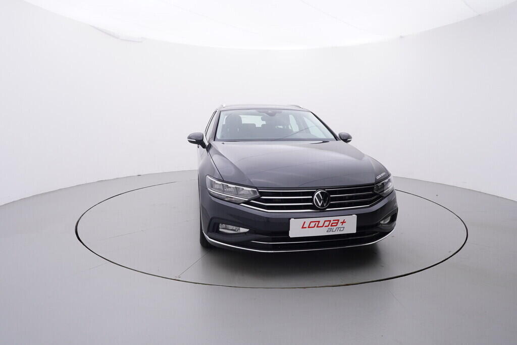 OV190V08352_17.webp_PASSAT VARIANT Elegance 2.0 TDI 110 kW automat, DPH