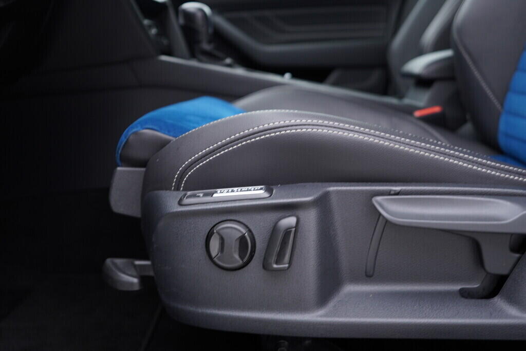 OV190V08352_22.webp_PASSAT VARIANT Elegance 2.0 TDI 110 kW automat, DPH