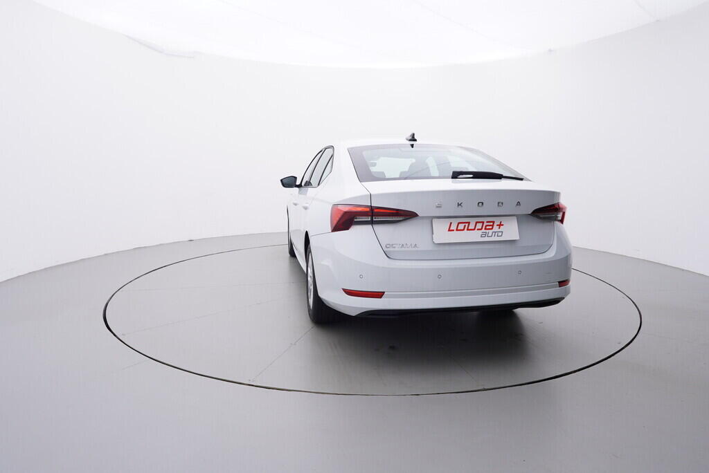 OV190V08354_13.webp_OCTAVIA Ambition 2.0 TDI 85 kW manuál, DPH
