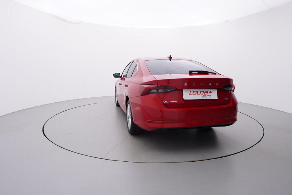 OV190V08356_13.webp_OCTAVIA Style 1.5 TSI 110 kW automat, DPH