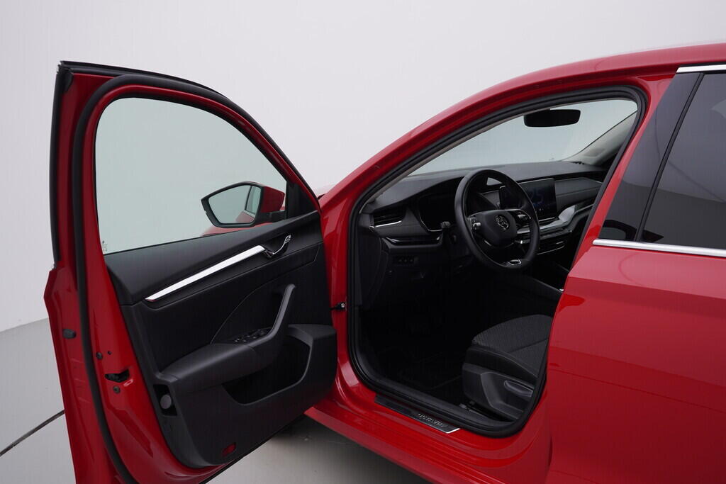 OV190V08356_18.webp_OCTAVIA Style 1.5 TSI 110 kW automat, DPH