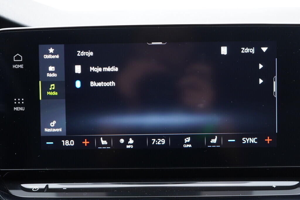 OV190V08356_28.webp_OCTAVIA Style 1.5 TSI 110 kW automat, DPH