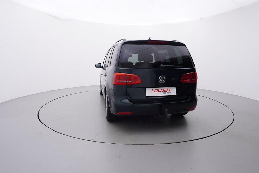 OV190V08357_13.webp_TOURAN Comfortline 2.0 TDI 103 kW manuál