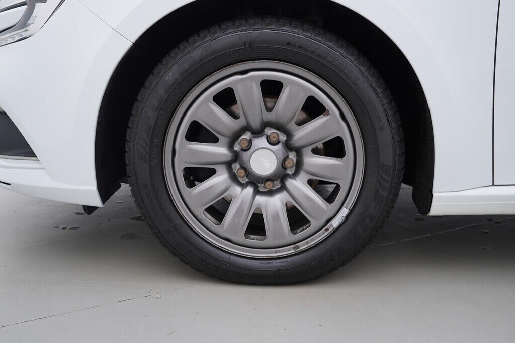 OV190V08358_37.webp_MÉGANE ZEN 1.5 K9K U8 85 kW manuál, DPH