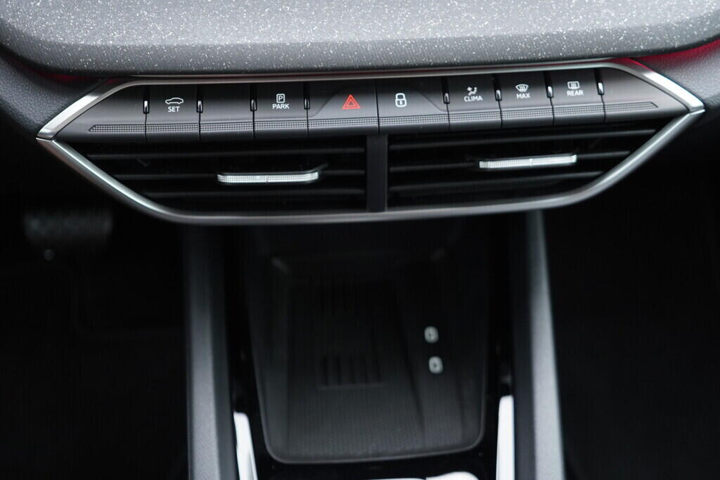 OV190V08359_35.webp_OCTAVIA Top Selection 2.0 TDI 110 kW automat, DPH