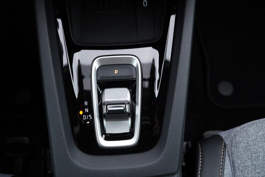 OV190V08359_36.webp_OCTAVIA Top Selection 2.0 TDI 110 kW automat, DPH