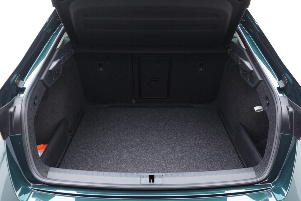 OV190V08359_42.webp_OCTAVIA Top Selection 2.0 TDI 110 kW automat, DPH