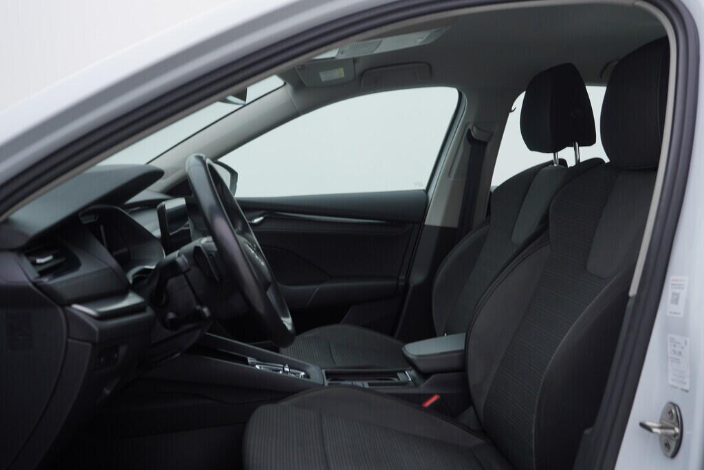 OV190V08360_22.webp_OCTAVIA Bussines 2.0 TDI 85 kW automat, DPH