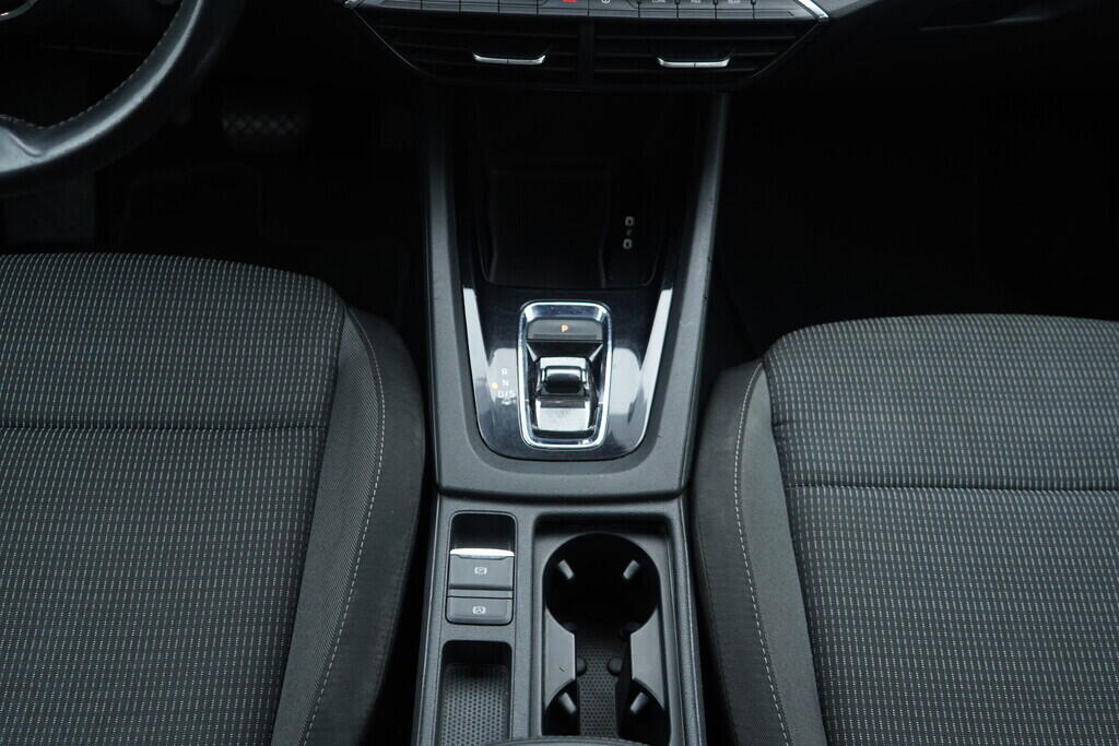OV190V08360_34.webp_OCTAVIA Bussines 2.0 TDI 85 kW automat, DPH