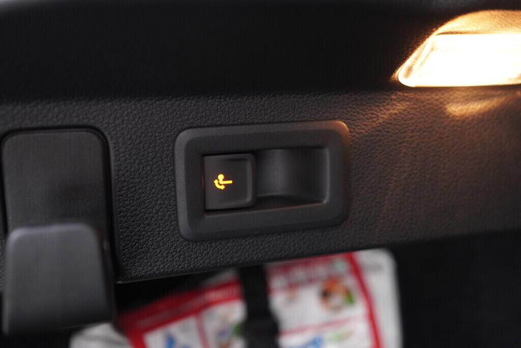 OV190V08365_36.webp_SCALA Ambition 1.0 TSI 81 kW manuál, DPH