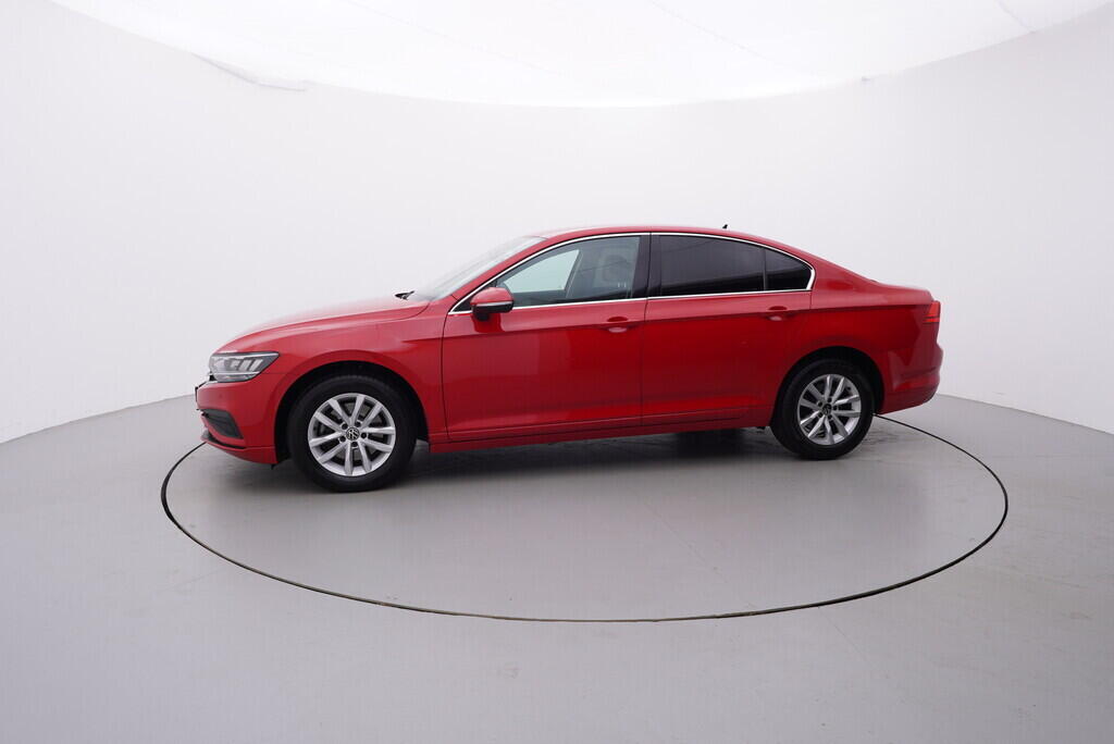 OV190V08368_11.webp_PASSAT Business 2.0 TDI 110 kW manuál, DPH