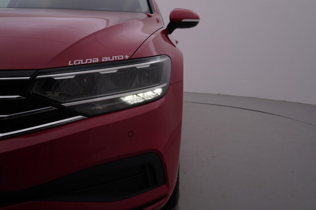 OV190V08368_41.webp_PASSAT Business 2.0 TDI 110 kW manuál, DPH