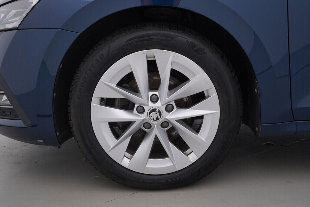 OV190V08369_40.webp_OCTAVIA Style 2.0 TDI 85 kW manuál, DPH