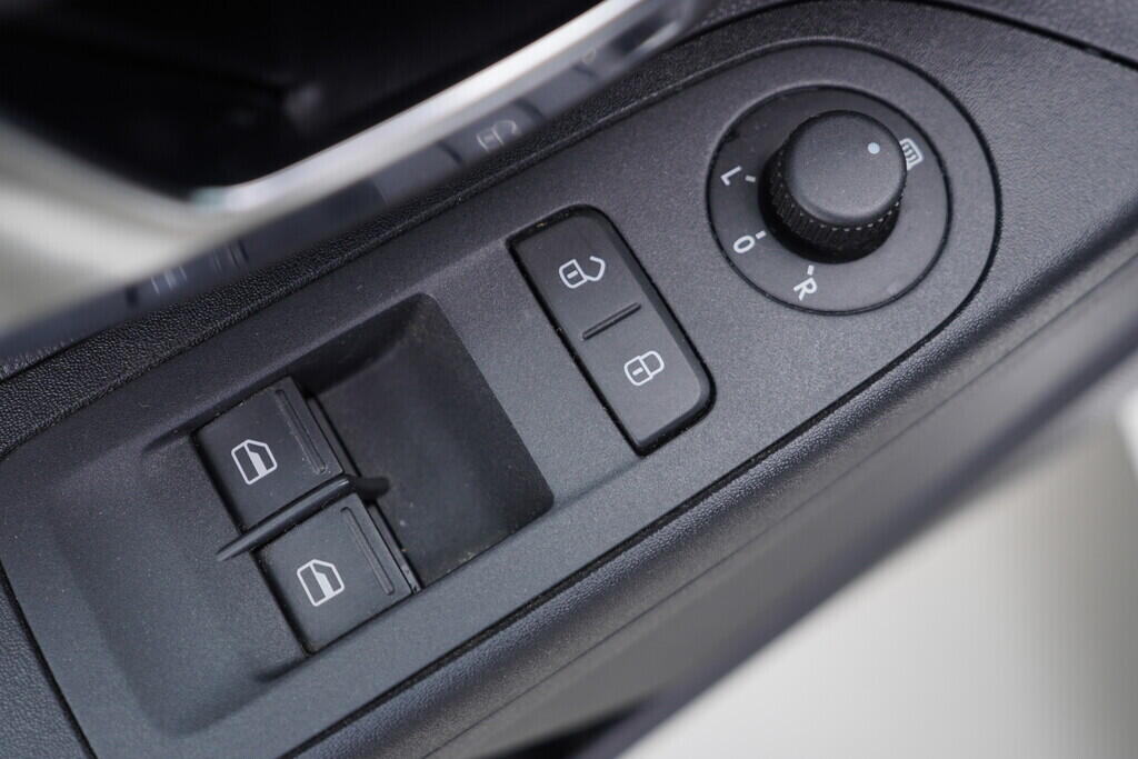 OV190V08372_20.webp_CITIGO Style 1.0 MPI 44 kW automat