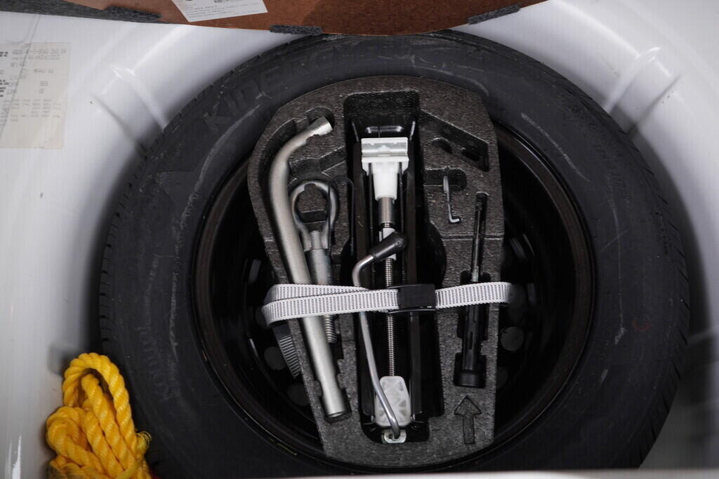 OV190V08372_37.webp_CITIGO Style 1.0 MPI 44 kW automat