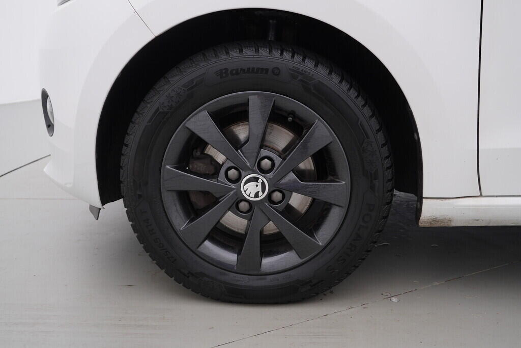 OV190V08372_38.webp_CITIGO Style 1.0 MPI 44 kW automat