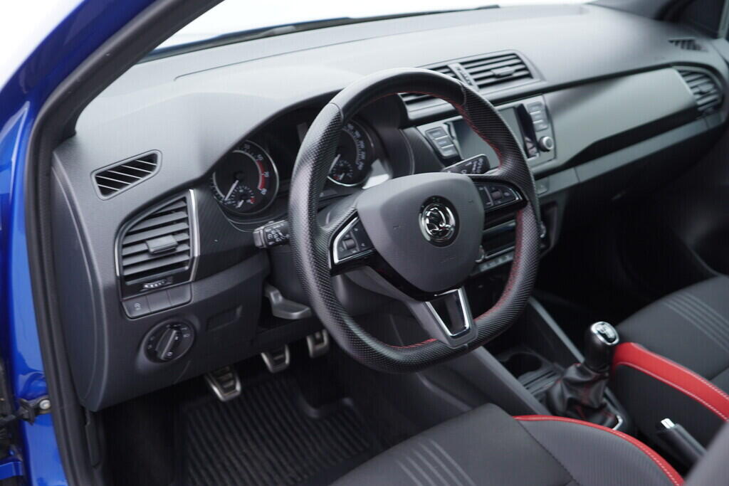 OV190V08383_22.webp_FABIA Monte Carlo 1.0 TSI 81 kW manuál