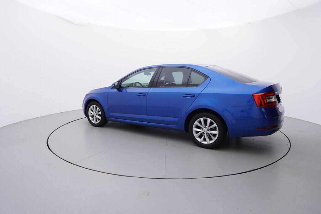 OV190V08390_12.webp_OCTAVIA Ambition Plus 1.0 TSI 85 kW manuál