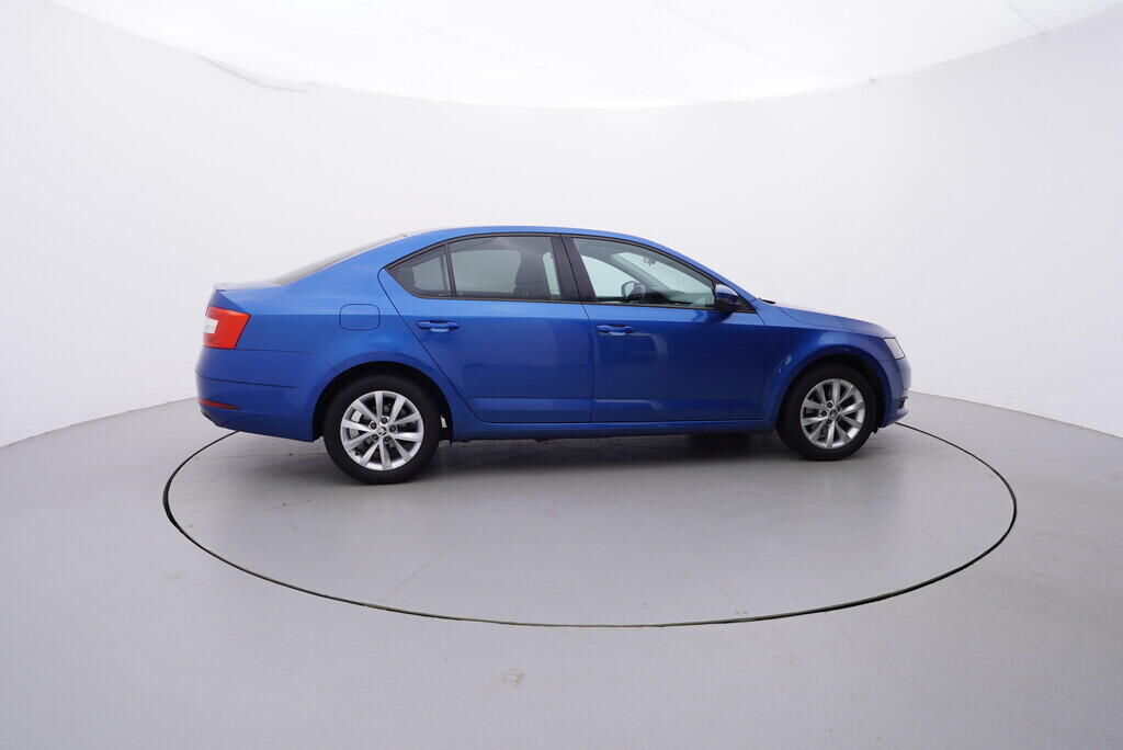 OV190V08390_15.webp_OCTAVIA Ambition Plus 1.0 TSI 85 kW manuál