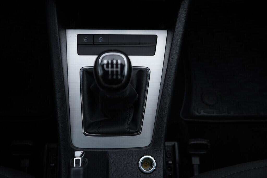 OV190V08390_34.webp_OCTAVIA Ambition Plus 1.0 TSI 85 kW manuál