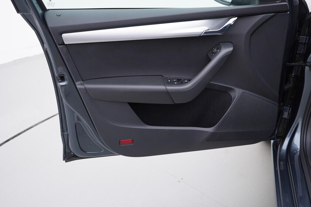 OV190V08393_19.webp_OCTAVIA Ambition 1.0 TSI 85 kW automat