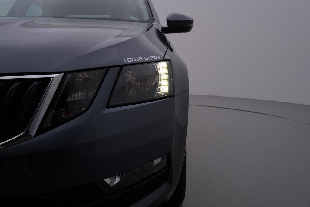 OV190V08393_42.webp_OCTAVIA Ambition 1.0 TSI 85 kW automat