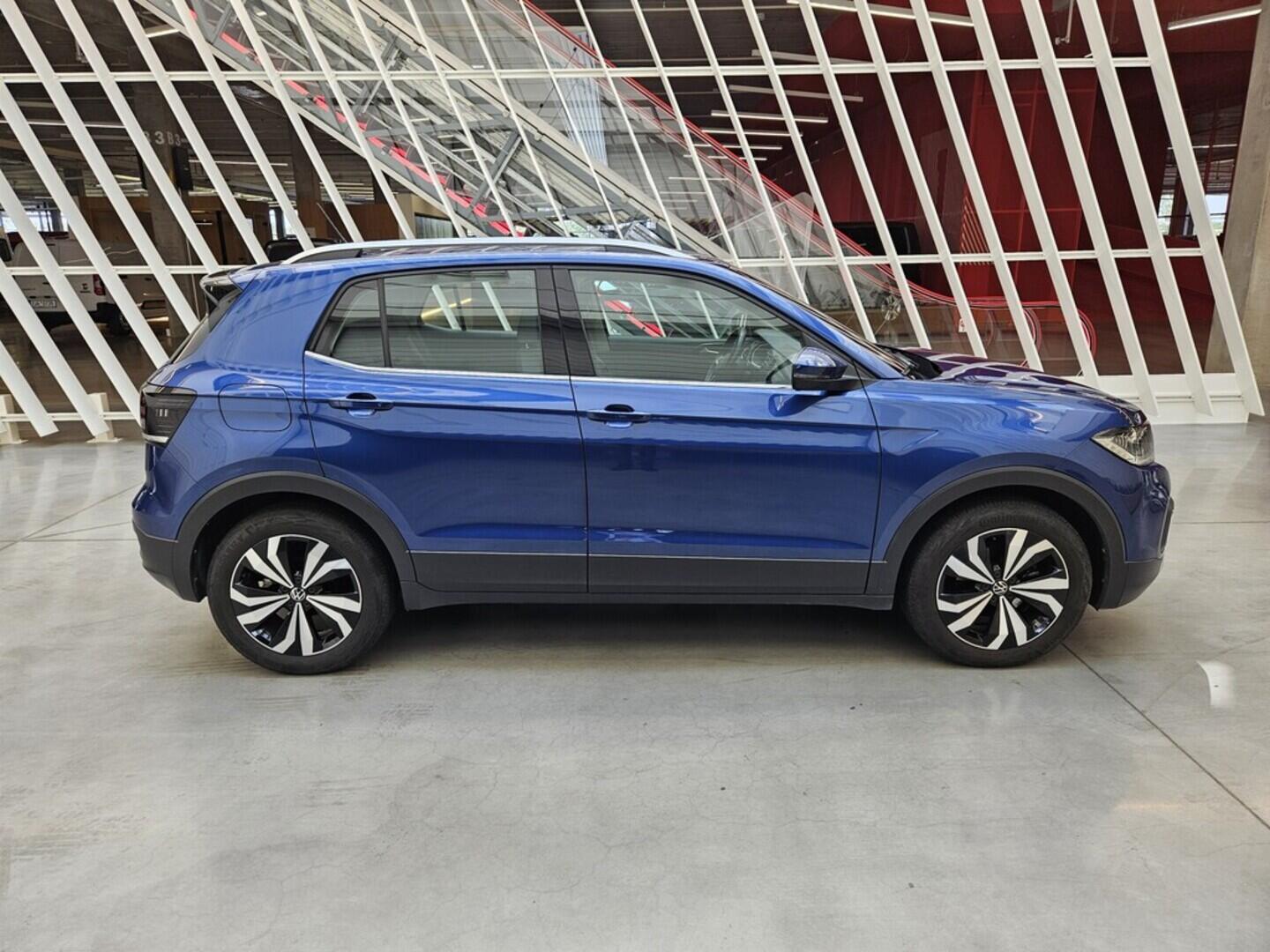 OV190V08398_16.webp_T-CROSS Style 1.0 TSI 81 kW manuál