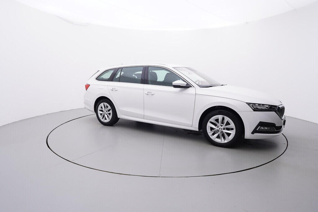 OV190V08407_16.webp_OCTAVIA Style 2.0 TDI 85 kW manuál, DPH