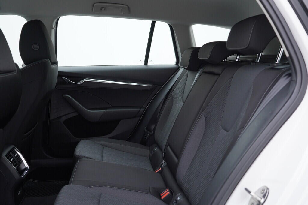 OV190V08407_37.webp_OCTAVIA Style 2.0 TDI 85 kW manuál, DPH