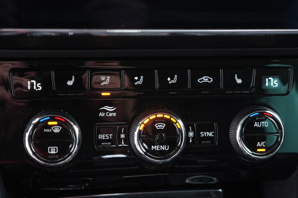 OV190V08409_34.webp_SUPERB Style 2.0 TSI 200 kW automat, DPH