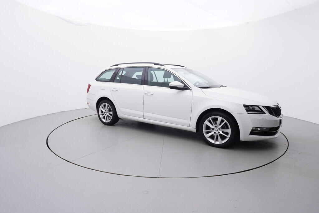 OV190V08412_16.webp_OCTAVIA Style 1.5 TSI 110 kW manuál, DPH