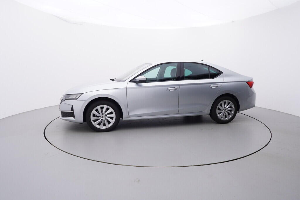 OV190V08415_11.webp_OCTAVIA Selection 1.5 TSI 110 kW manuál, DPH