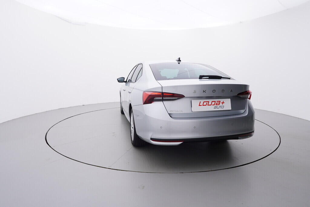 OV190V08415_13.webp_OCTAVIA Selection 1.5 TSI 110 kW manuál, DPH