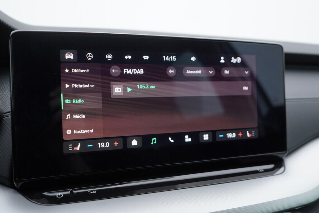 OV190V08415_27.webp_OCTAVIA Selection 1.5 TSI 110 kW manuál, DPH