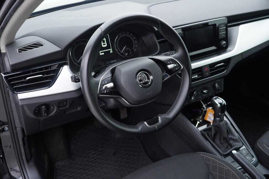 OV190V08416_21.webp_SCALA Ambition 1.0 TSI 81 kW automat, DPH